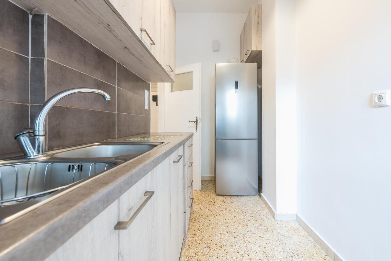 Victoria Sun Apartment Athens